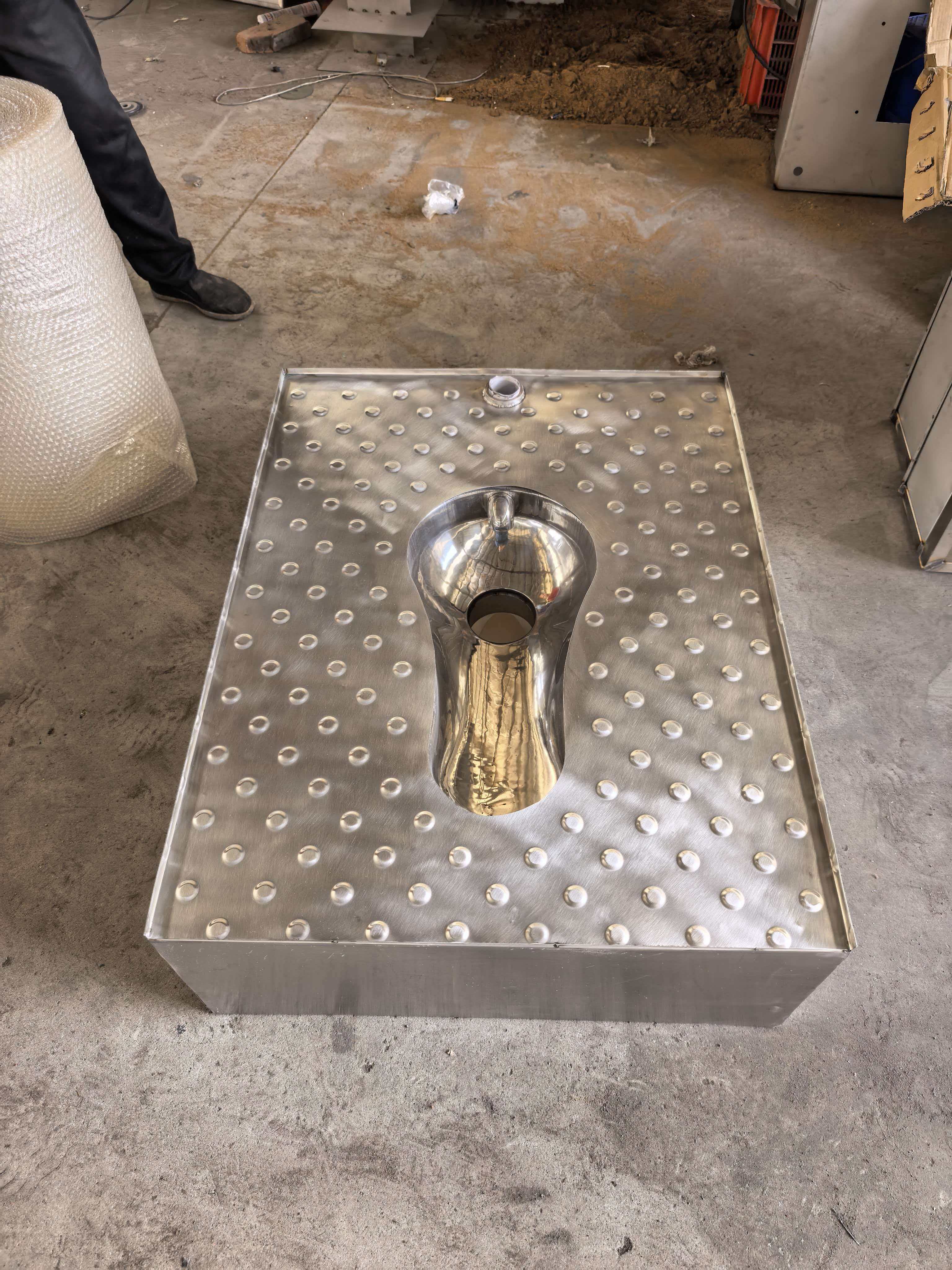 海兴不锈钢一体蹲便器